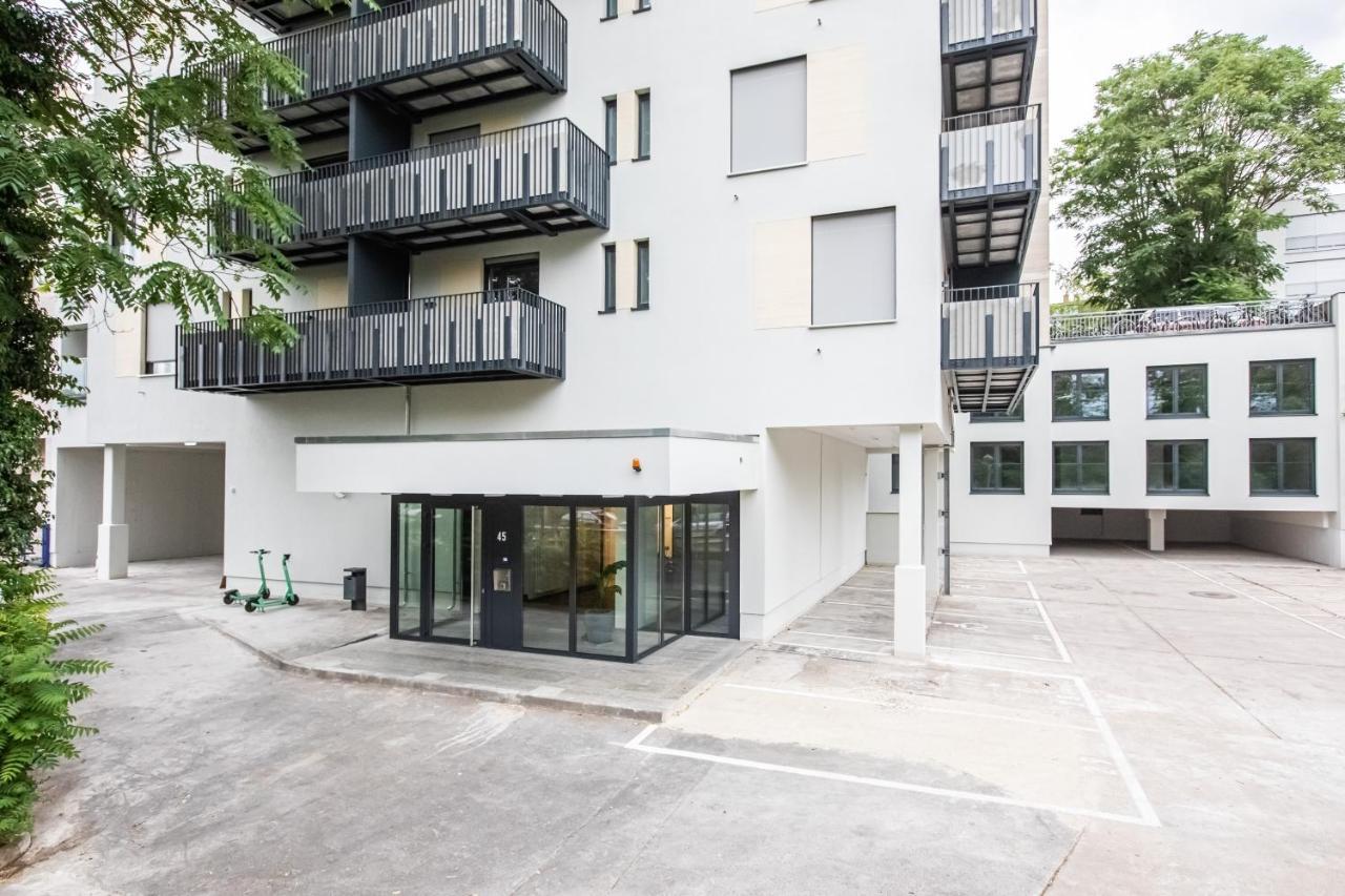 Modern Studio And Good Located Lägenhet Frankfurt am Main Exteriör bild